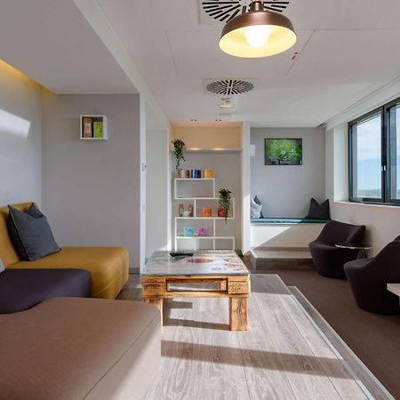 Novotel Muenchen Airport - Newly Renovated Frisinga Esterno foto The interior of the hotel