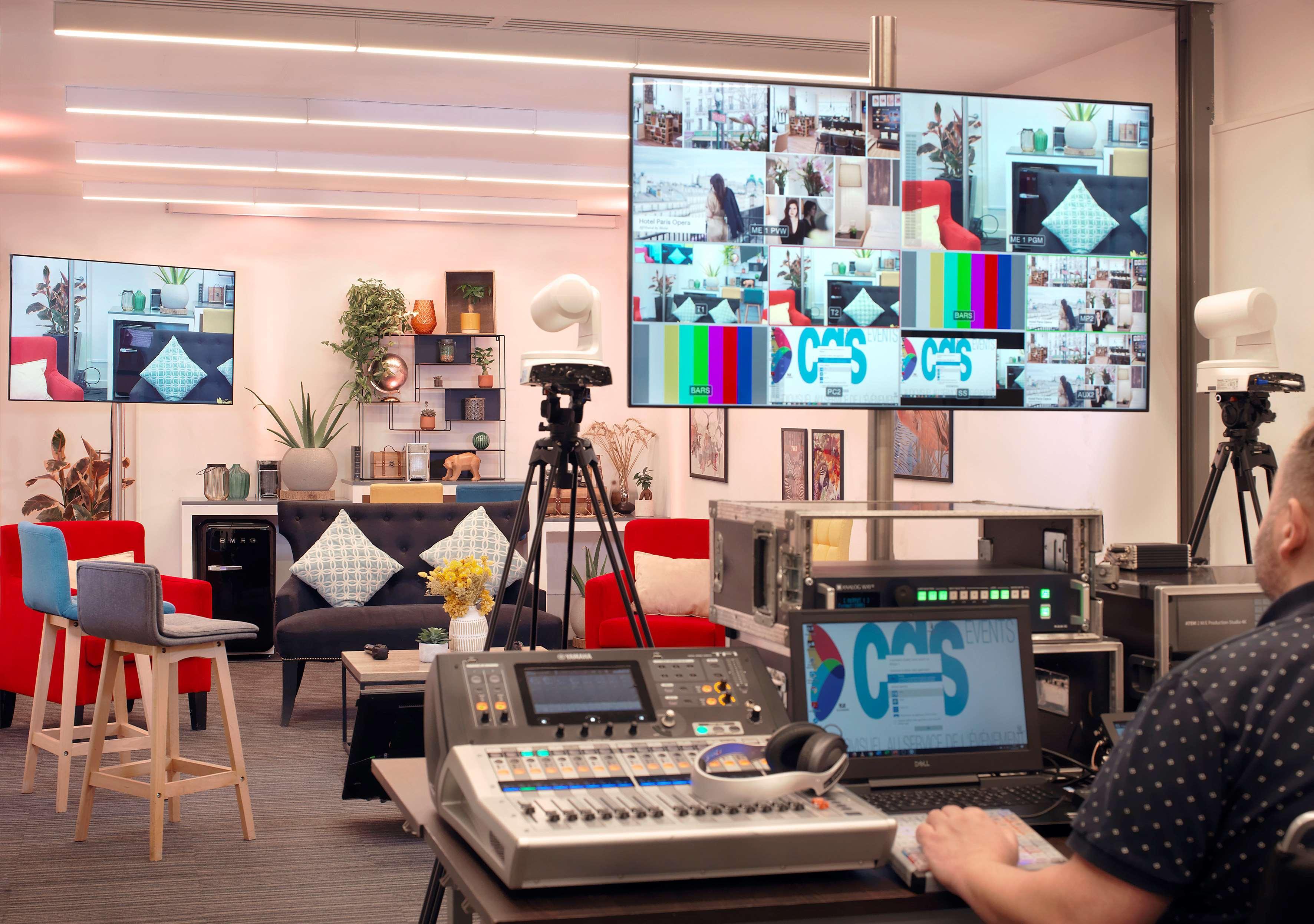 Novotel Muenchen Airport - Newly Renovated Frisinga Esterno foto A video production studio