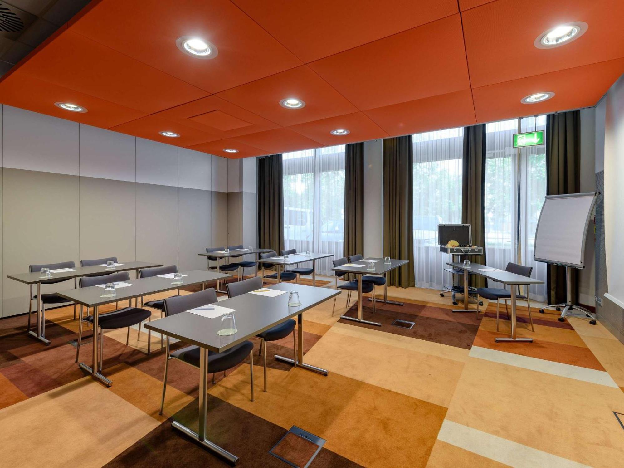 Novotel Muenchen Airport - Newly Renovated Frisinga Esterno foto Meeting room