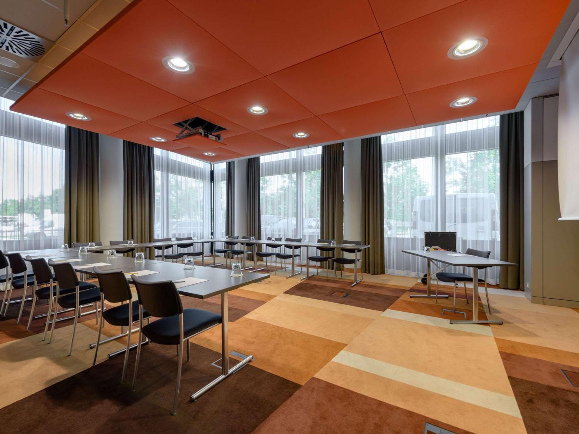 Novotel Muenchen Airport - Newly Renovated Frisinga Esterno foto Meeting room