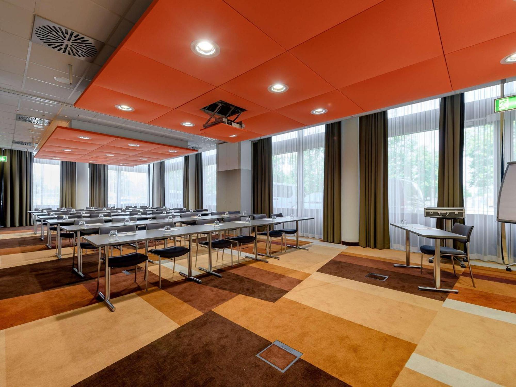 Novotel Muenchen Airport - Newly Renovated Frisinga Esterno foto Meeting room